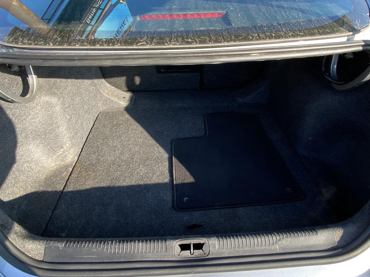 2015 Chrysler 200 4dr Sdn S AWD Photo