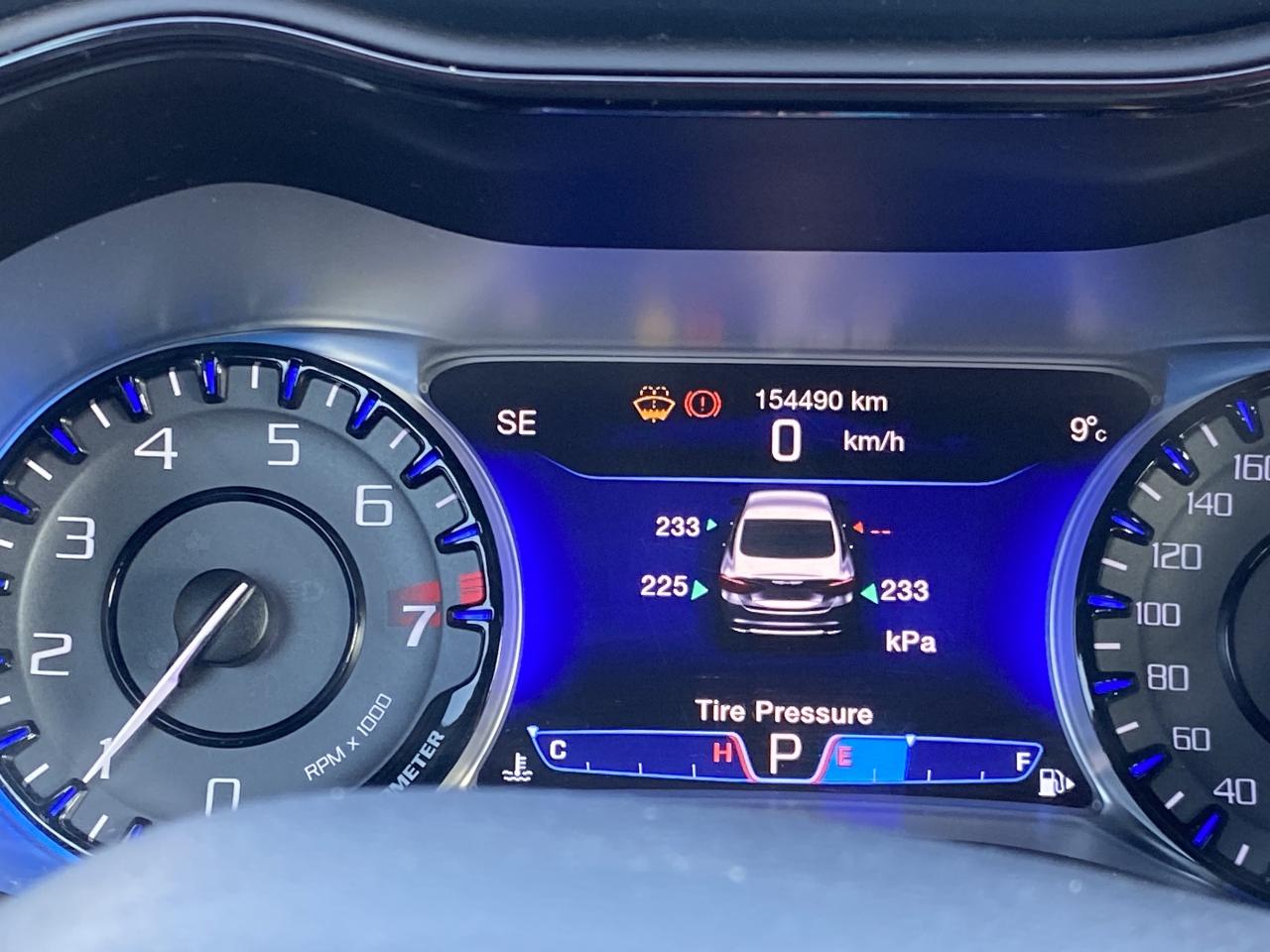 2015 Chrysler 200 4dr Sdn S AWD Photo