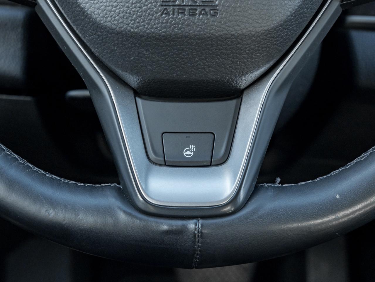 2019 Honda Accord Hybrid Touring CVT  TRADE IN  ONE OWNER  HYBRID Photo