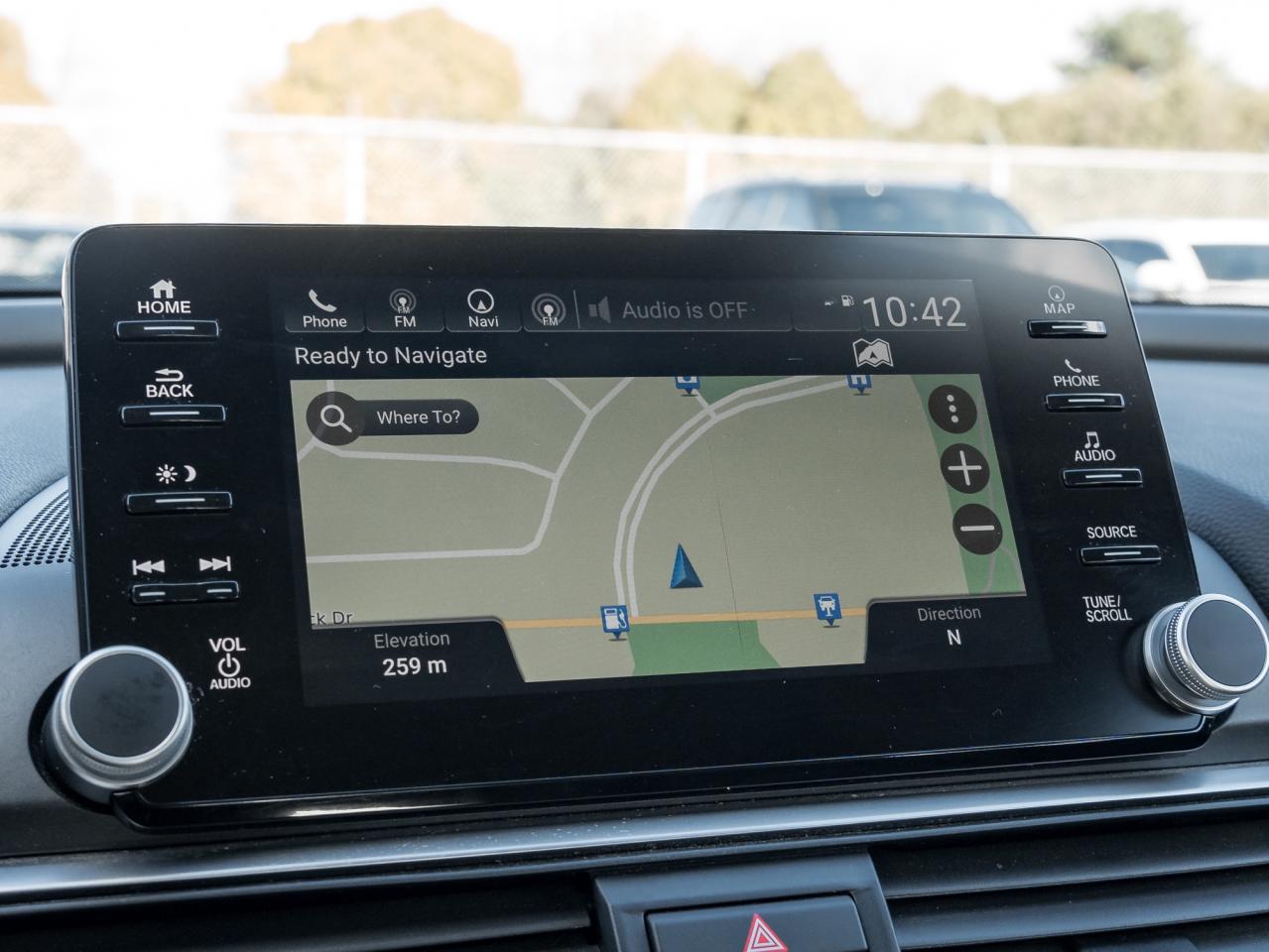 2019 Honda Accord Hybrid Touring CVT  TRADE IN  ONE OWNER  HYBRID Photo