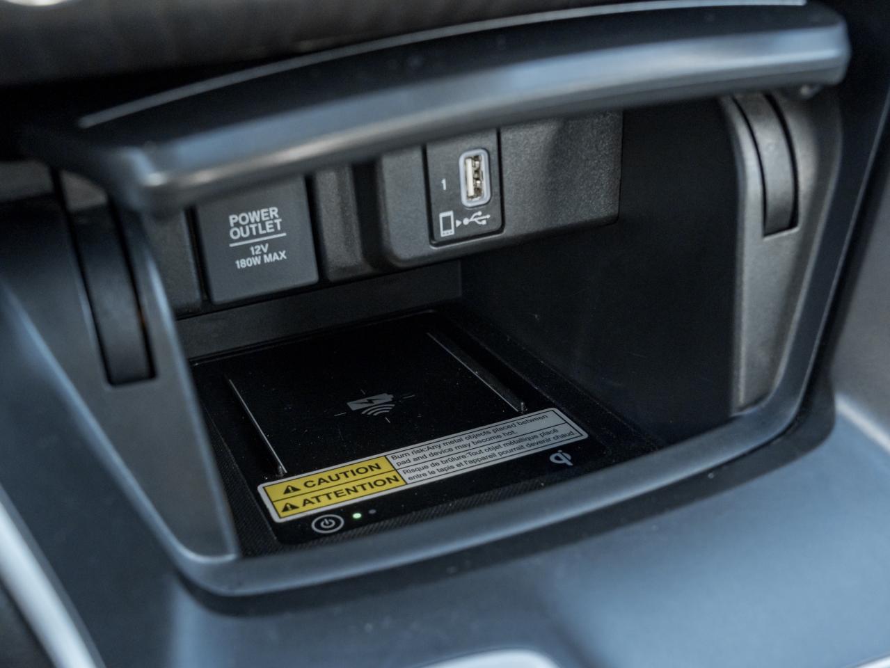 2019 Honda Accord Hybrid Touring CVT  TRADE IN  ONE OWNER  HYBRID Photo