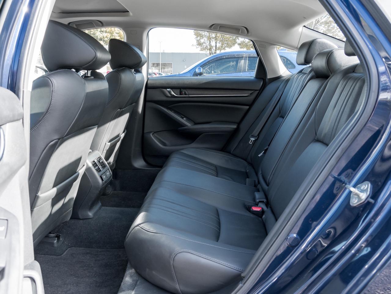 2019 Honda Accord Hybrid Touring CVT  TRADE IN  ONE OWNER  HYBRID Photo