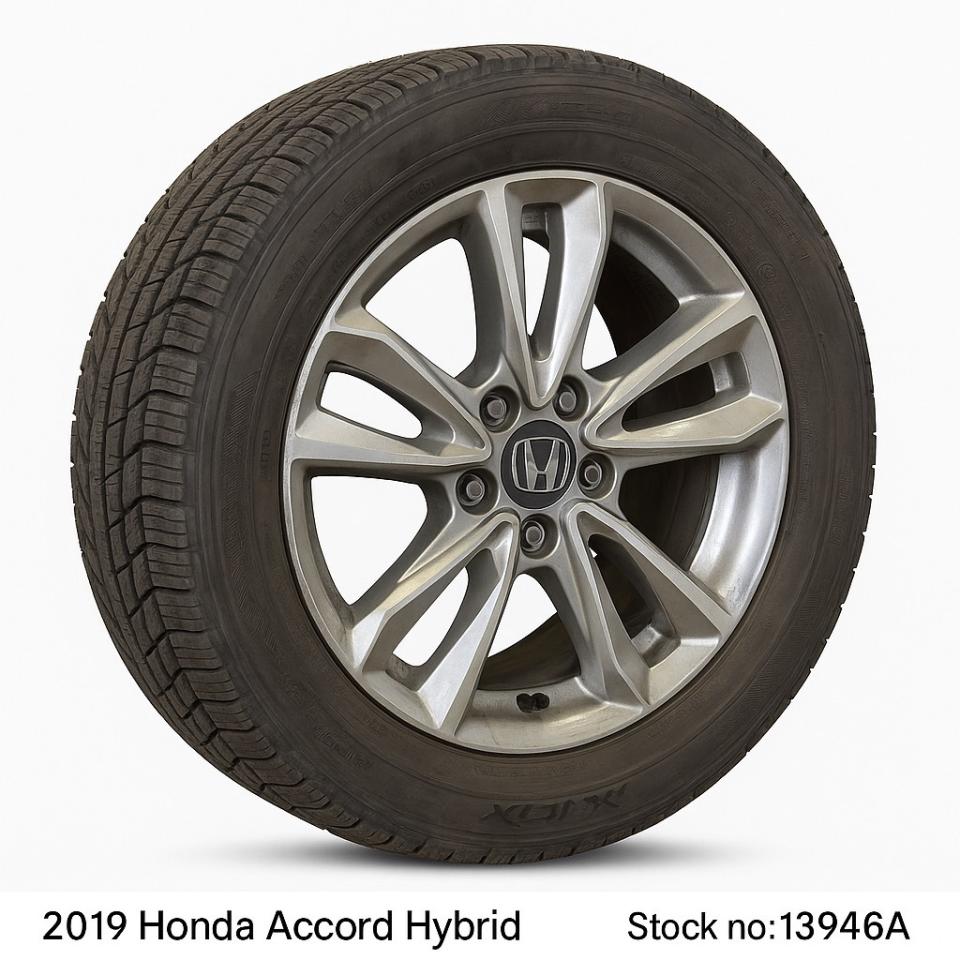 2019 Honda Accord Hybrid Touring CVT  TRADE IN  ONE OWNER  HYBRID Photo