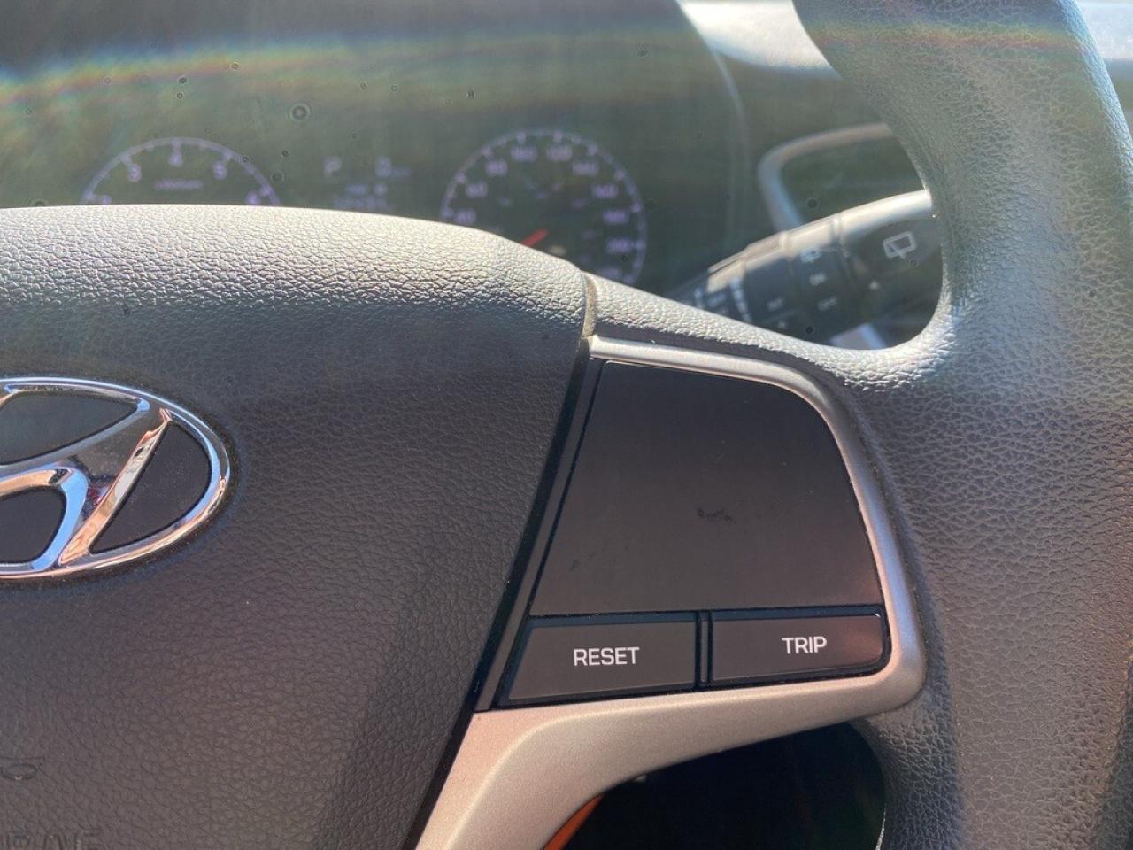 2020 Hyundai Accent 5 Door Essential w/Comfort Package IVT Photo