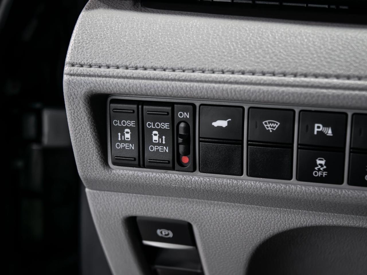 2018 Honda Odyssey EX-L REAR DVD NAVIGATION REAR VIEW CAMERA SUNROOF Photo