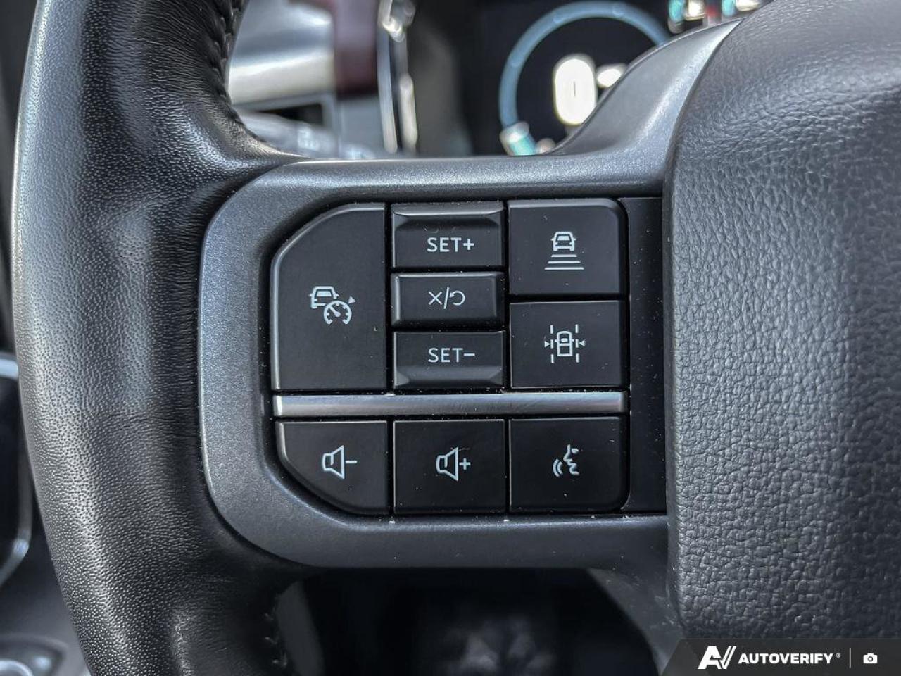 2023 Ford F-150 LARIAT   ONE OWNER   MOONROOF   LTHR ONE OWNER   M Photo