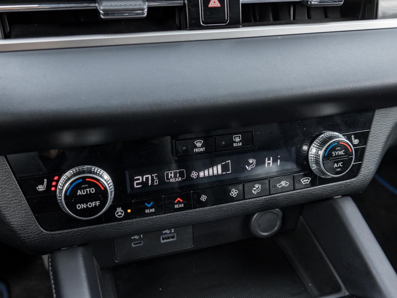 2023 Mitsubishi Outlander PHEV SEL S-AWC CPO FINANCE RATES FOR AS LOW AS 0.90% Photo