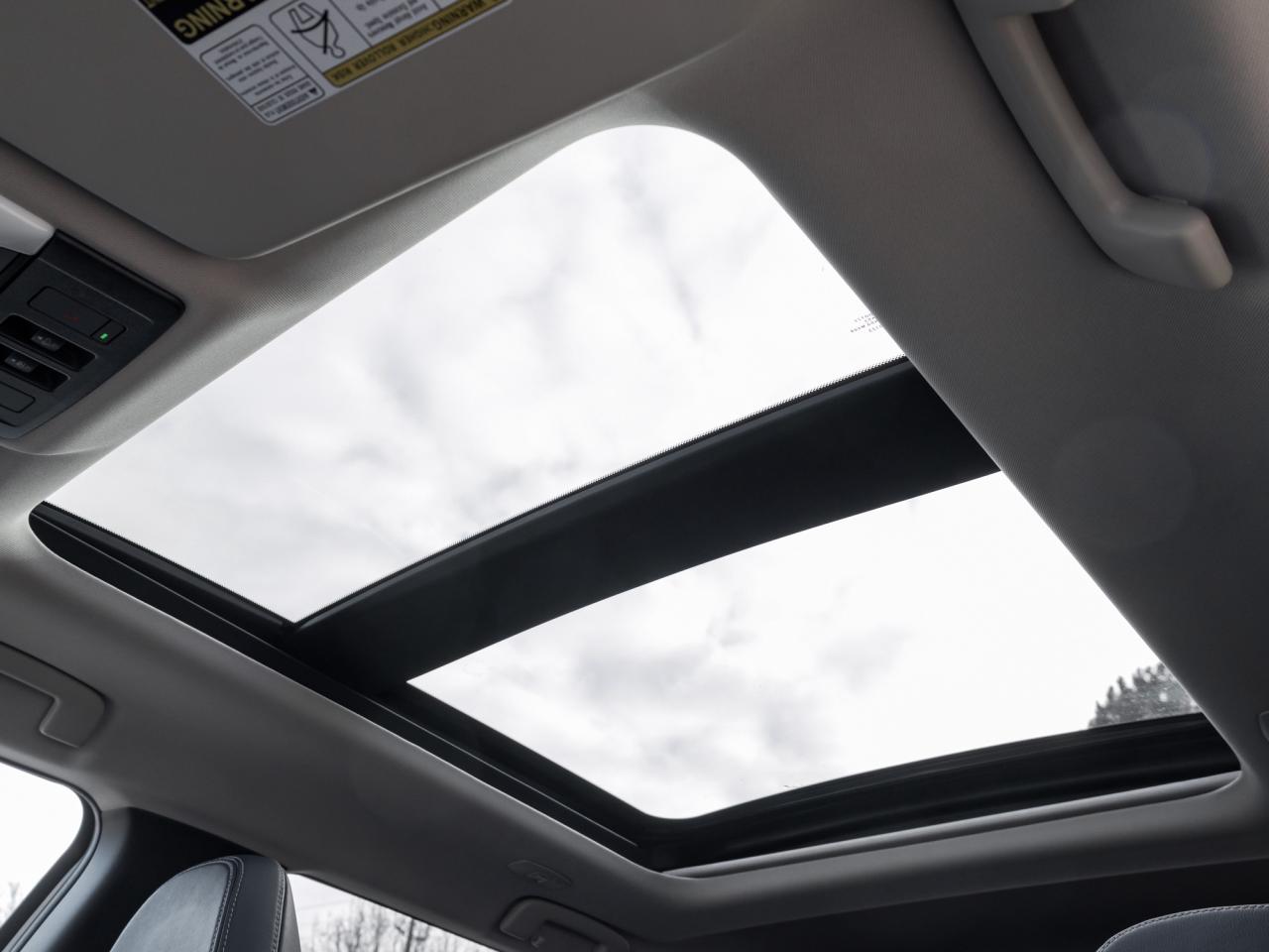 2023 Mitsubishi Outlander PHEV SEL S-AWC CPO FINANCE RATES FOR AS LOW AS 0.90% Photo