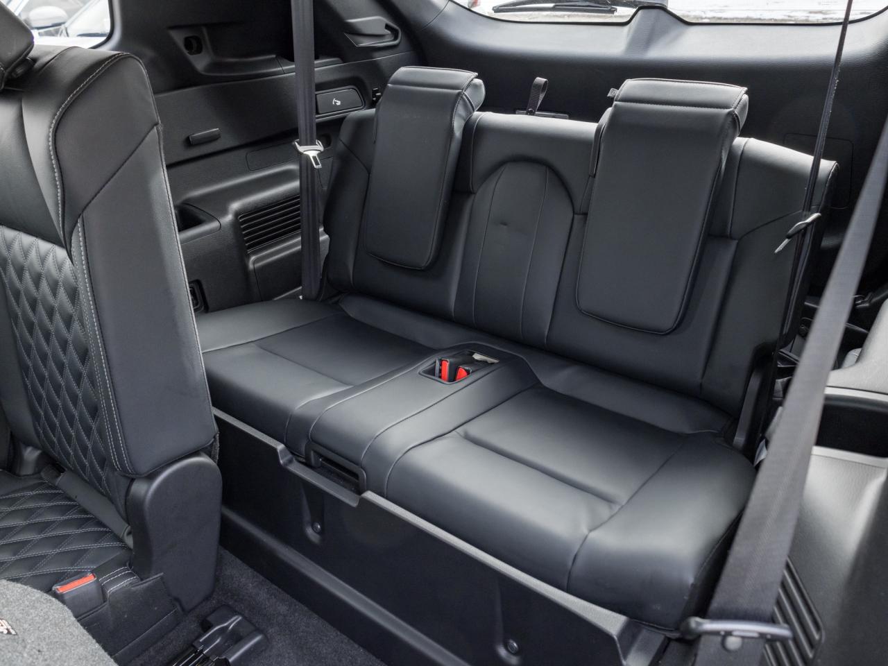 2023 Mitsubishi Outlander PHEV SEL S-AWC CPO FINANCE RATES FOR AS LOW AS 0.90% Photo