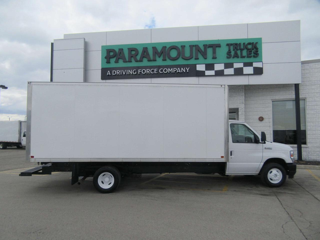 2022 Ford E-450 18FT CUSTOM ALUMINUM BOX 97 INCHES WIDE Photo1