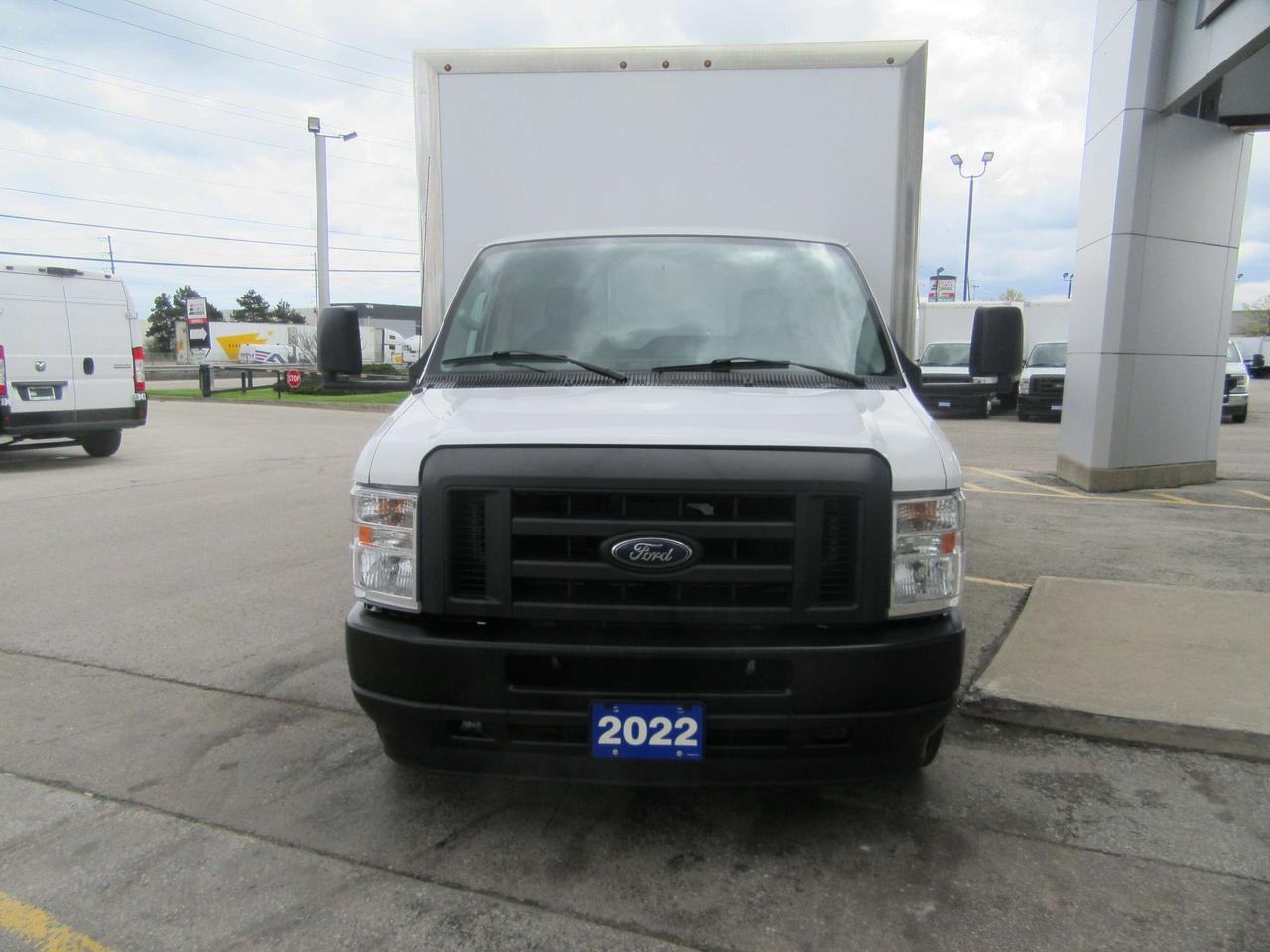 2022 Ford E-450 18FT CUSTOM ALUMINUM BOX 97 INCHES WIDE Photo