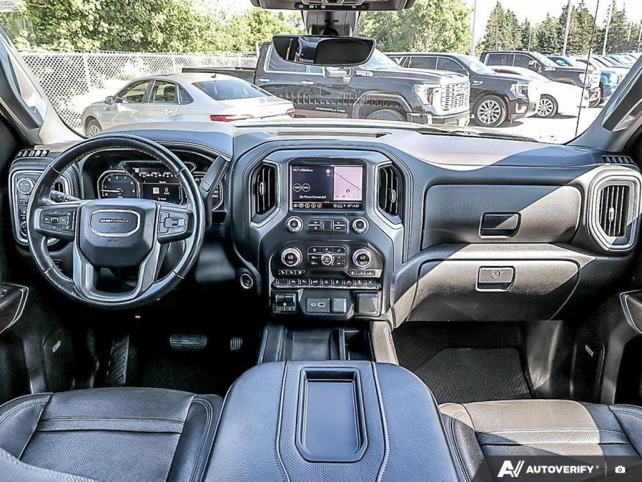 2022 GMC Sierra 1500 Limited DenaliDENALI, CREW, 4X4, 6.2L, NAV, ROOF, HTD/COOL Photo