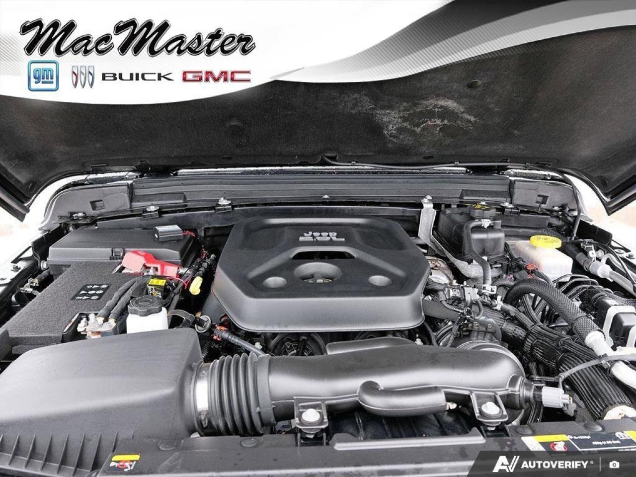 2023 Jeep Wrangler SaharaSAHARA, 2.0T, NAV, HEATED CLOTH, SKYTOP, 1-O Photo