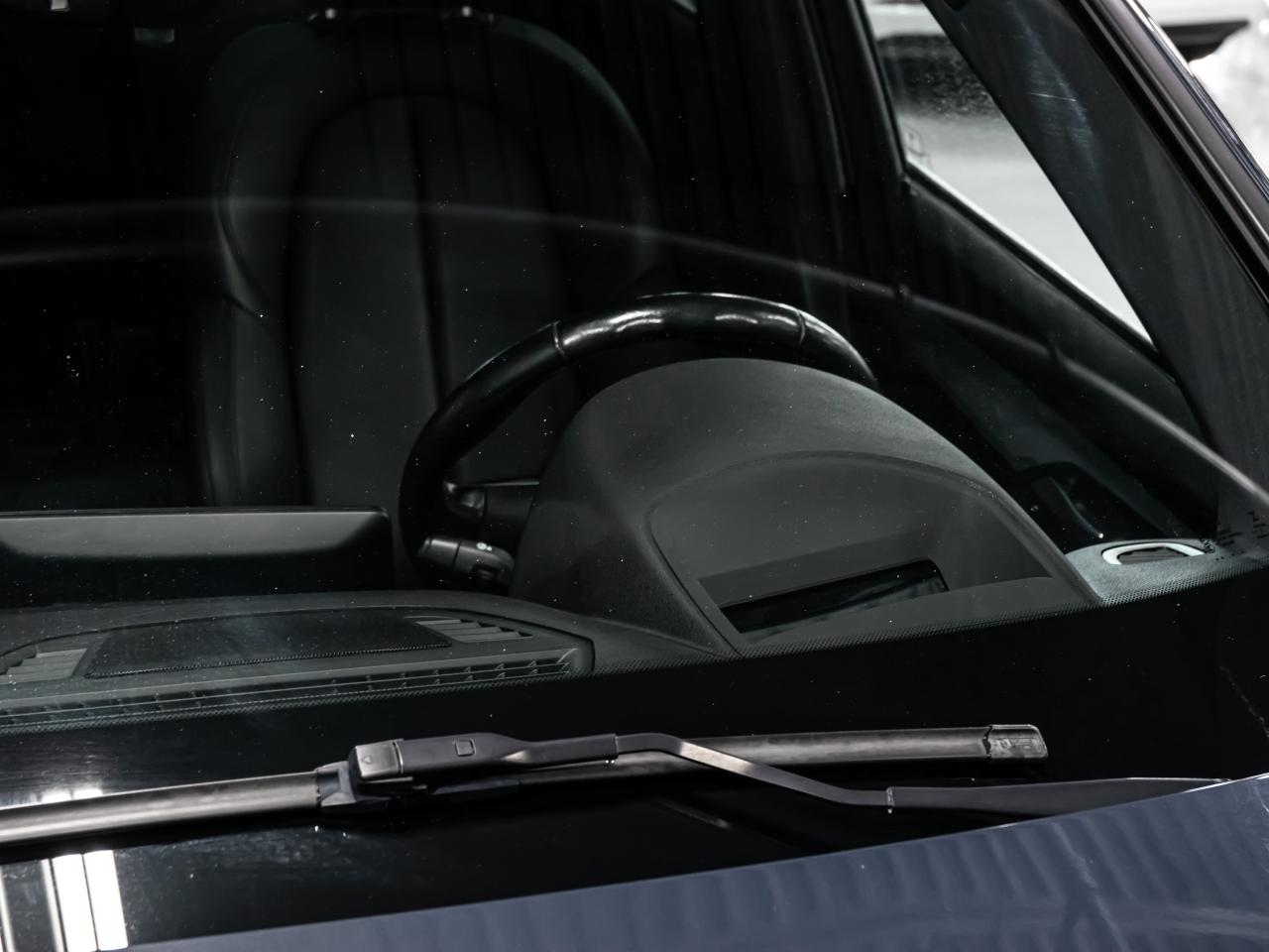 2017 BMW X1 AWD xDrive28i HEADS UP NAVIGATION REAR VIEW CAMERA Photo