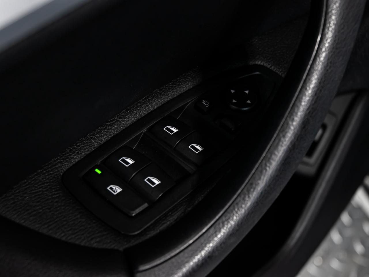 2017 BMW X1 AWD xDrive28i HEADS UP NAVIGATION REAR VIEW CAMERA Photo