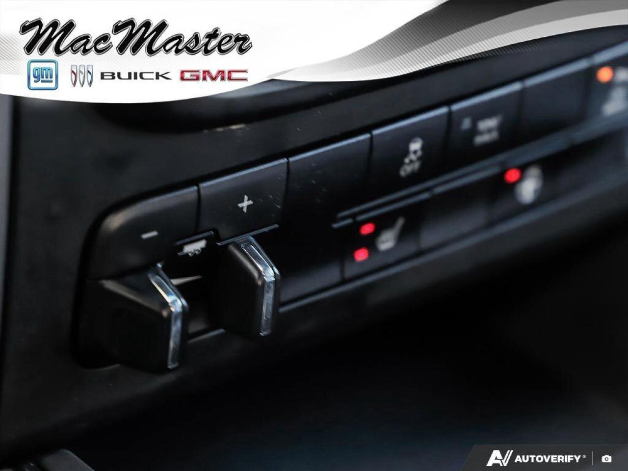 2023 RAM 1500 Classic SLTSLT, HEMI, V8, 4X4, CLOTH, REMOTE START, 1-OWNE Photo