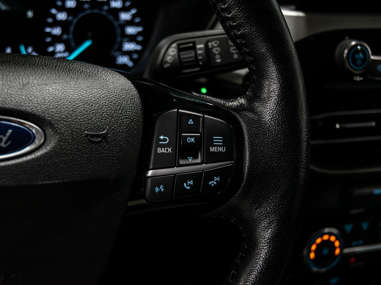 2021 Ford Escape SE AWD BLIND SPOTS REAR VIEW CAMERA Photo