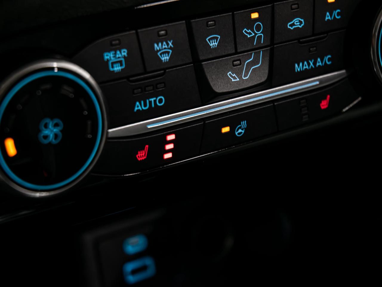 2021 Ford Escape SE AWD Blind Spot Backup Camera Heated Seats Photo