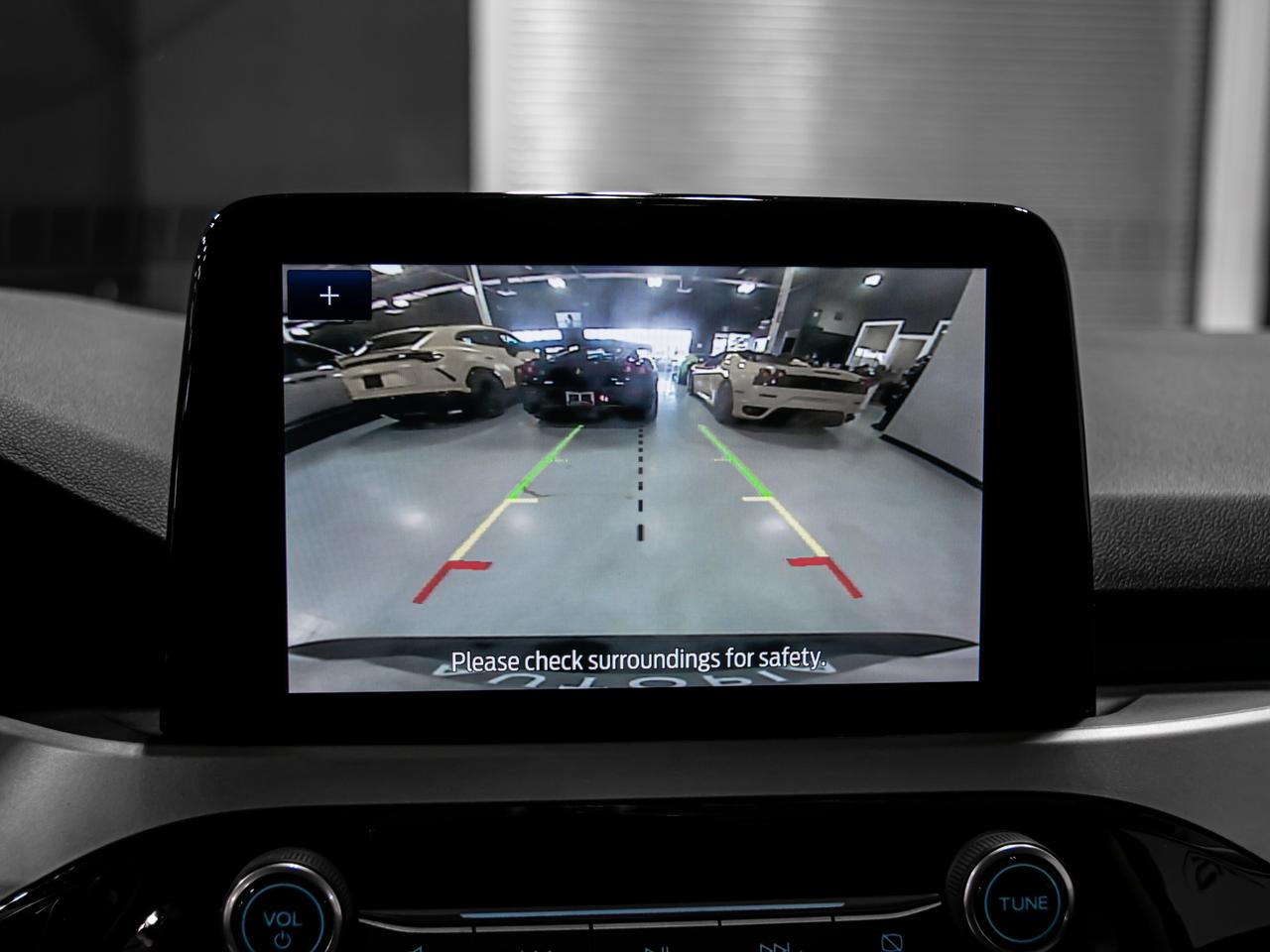 2021 Ford Escape SE AWD BLIND SPOTS REAR VIEW CAMERA Photo