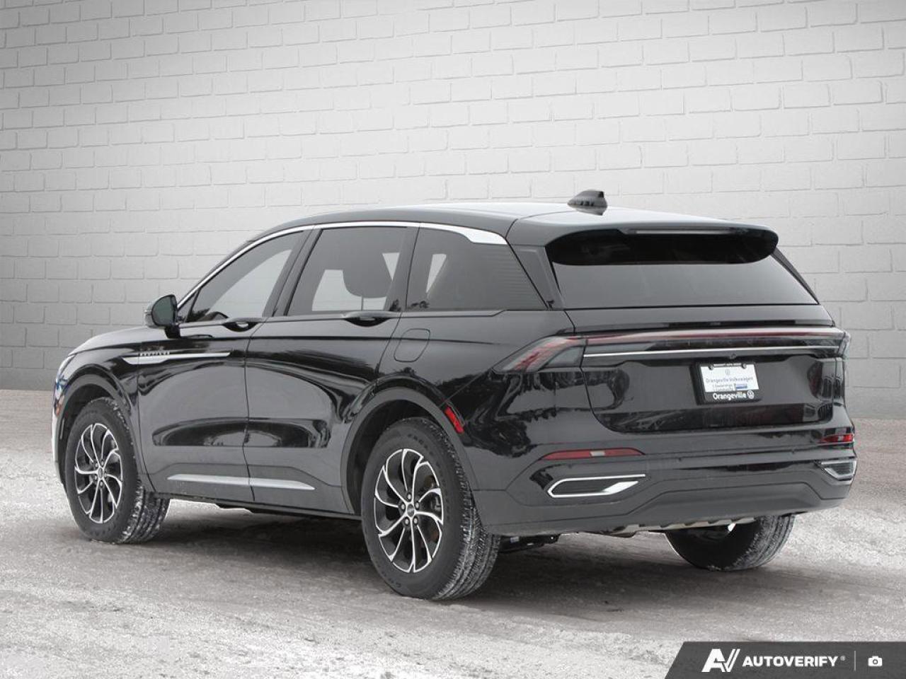 2025 Lincoln Nautilus PremiereONE-OWNER, ACCIDENT-FREE, 360 CAM, 48 SCRE Photo