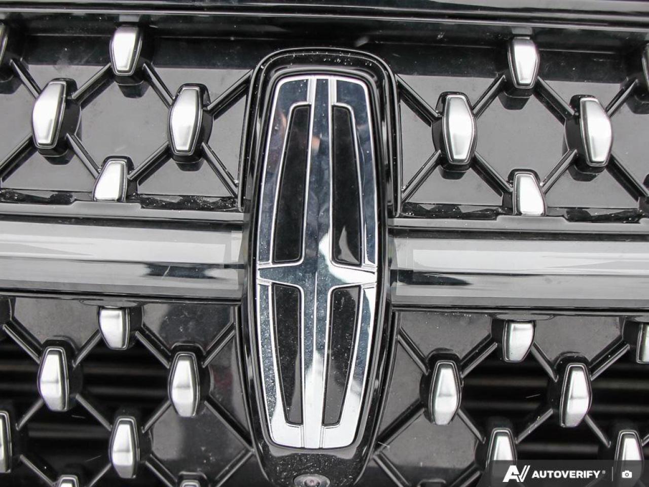 2025 Lincoln Nautilus PremiereONE-OWNER, ACCIDENT-FREE, 360 CAM, 48 SCRE Photo