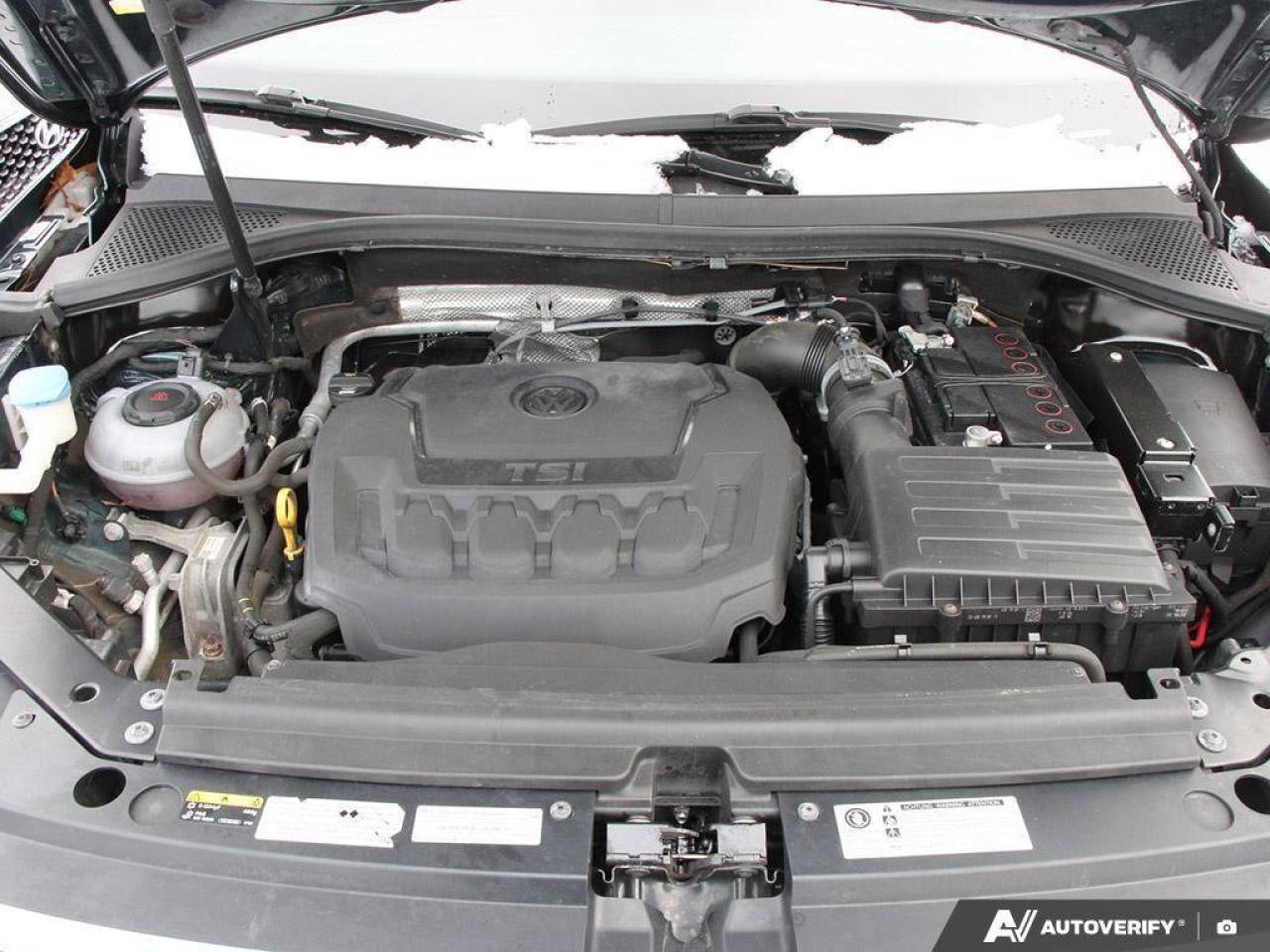 2018 Volkswagen Tiguan HighlineCERTIFIED AS-TRADED, NAVI, HTD SEATS, SUNR Photo