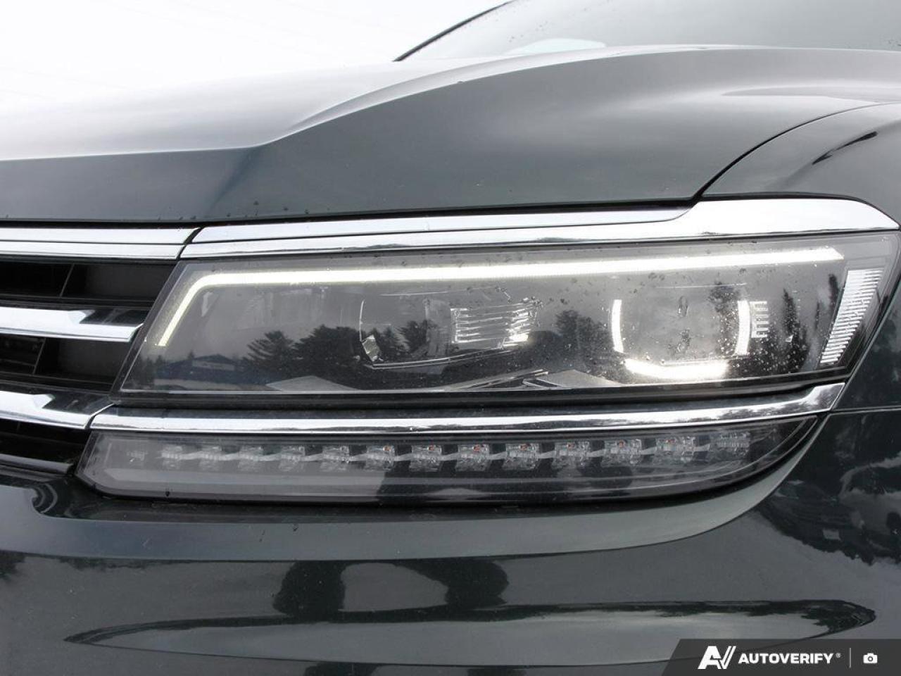 2018 Volkswagen Tiguan HighlineCERTIFIED AS-TRADED, NAVI, HTD SEATS, SUNR Photo