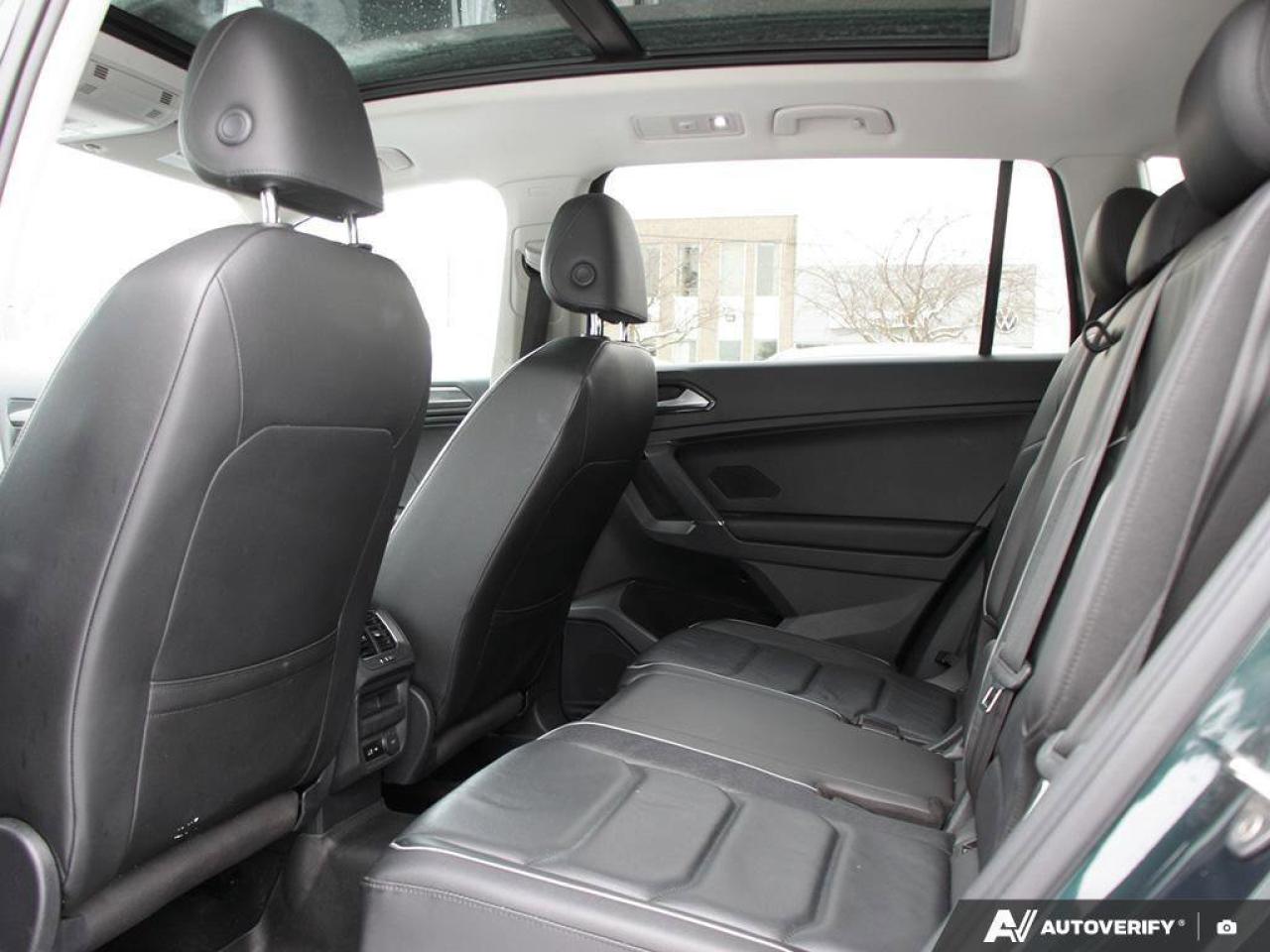 2018 Volkswagen Tiguan HighlineCERTIFIED AS-TRADED, NAVI, HTD SEATS, SUNR Photo