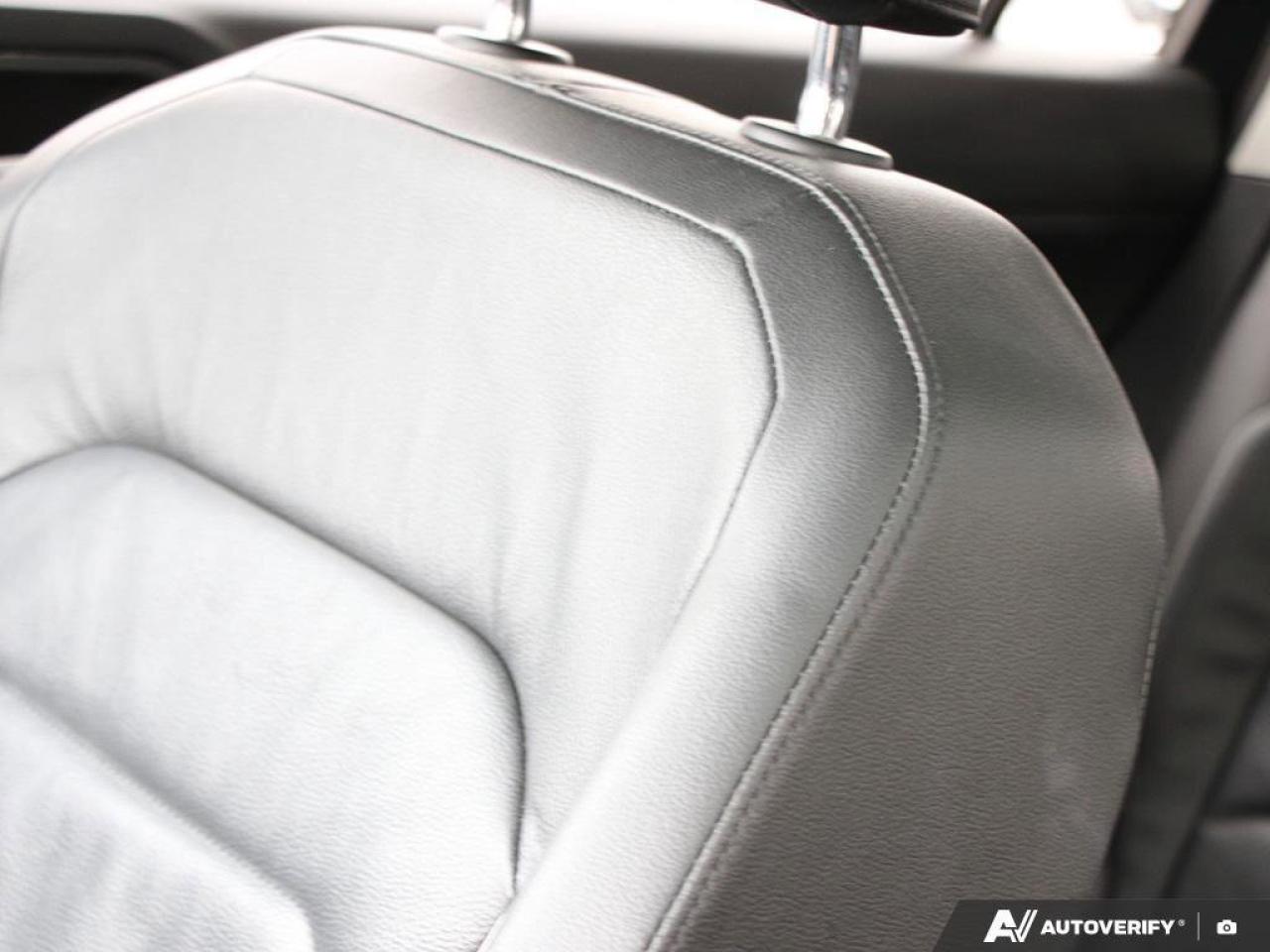 2018 Volkswagen Tiguan HighlineCERTIFIED AS-TRADED, NAVI, HTD SEATS, SUNR Photo