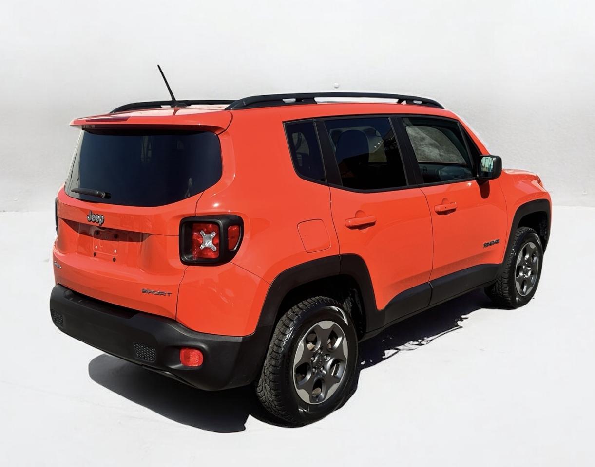 2017 Jeep Renegade 4WD ~ Sport ~ Sky Roof ~ No Accidents ~ Certified Photo