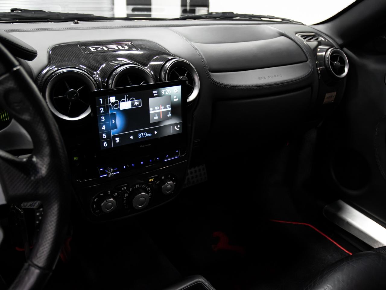 2006 Ferrari 430 F1 TRANSMISSION REAR VIEW CAMERA PADDLE SHIFTERS Photo