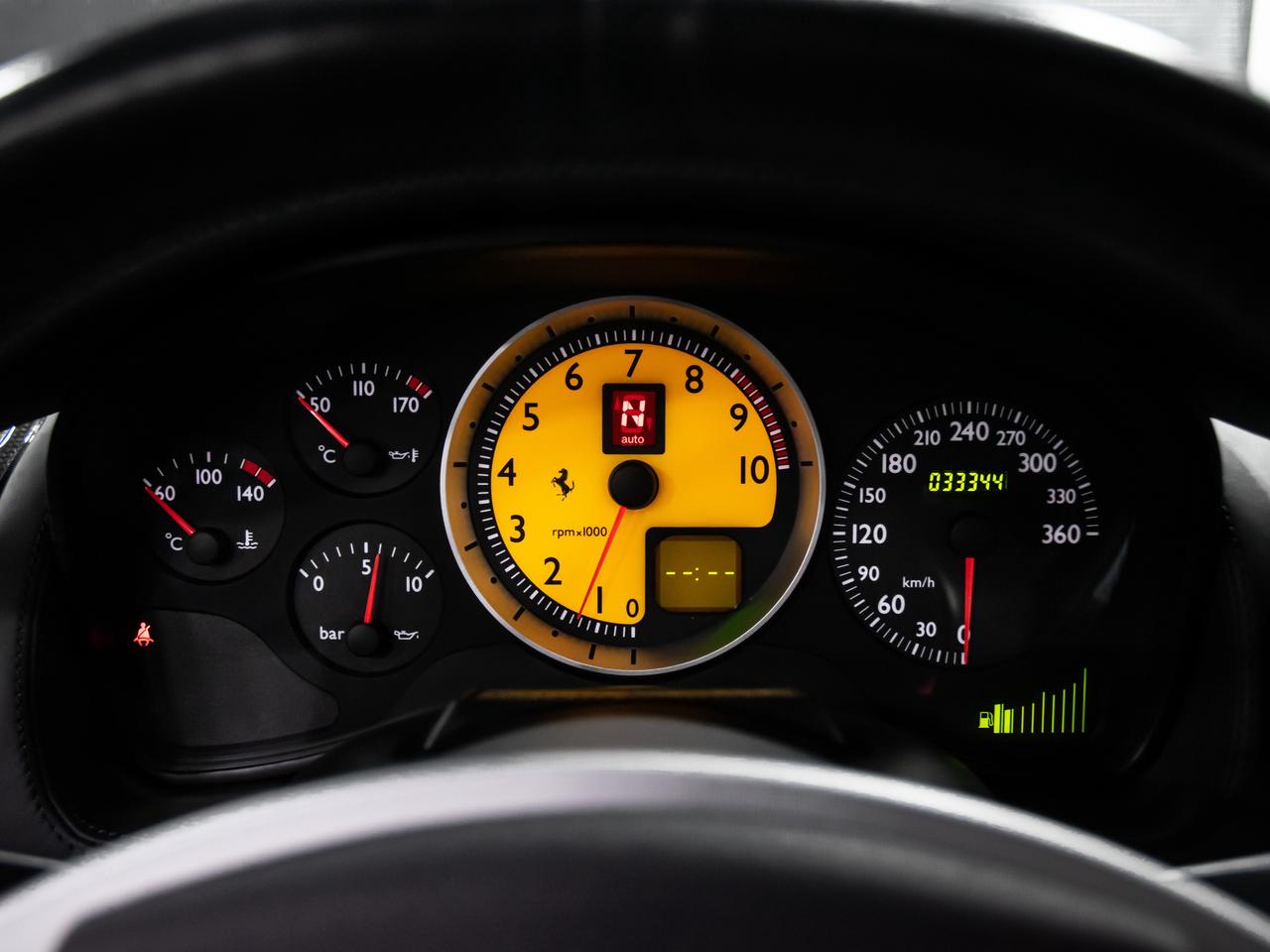 2006 Ferrari 430 F1 TRANSMISSION REAR VIEW CAMERA PADDLE SHIFTERS Photo