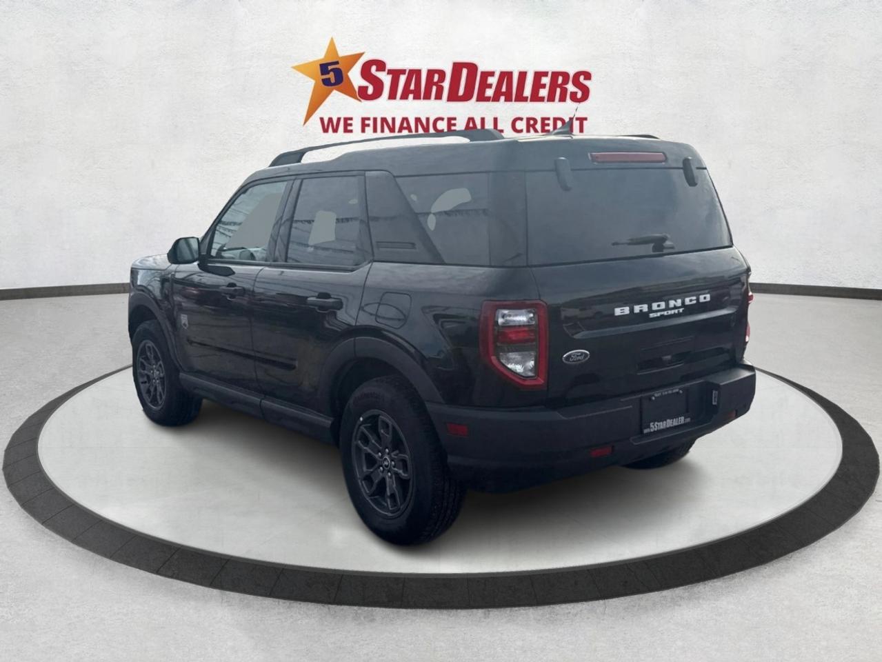 2024 Ford Bronco Sport HEATED SEATS REMOTE START WE FINANCE ALL CREDIT Photo