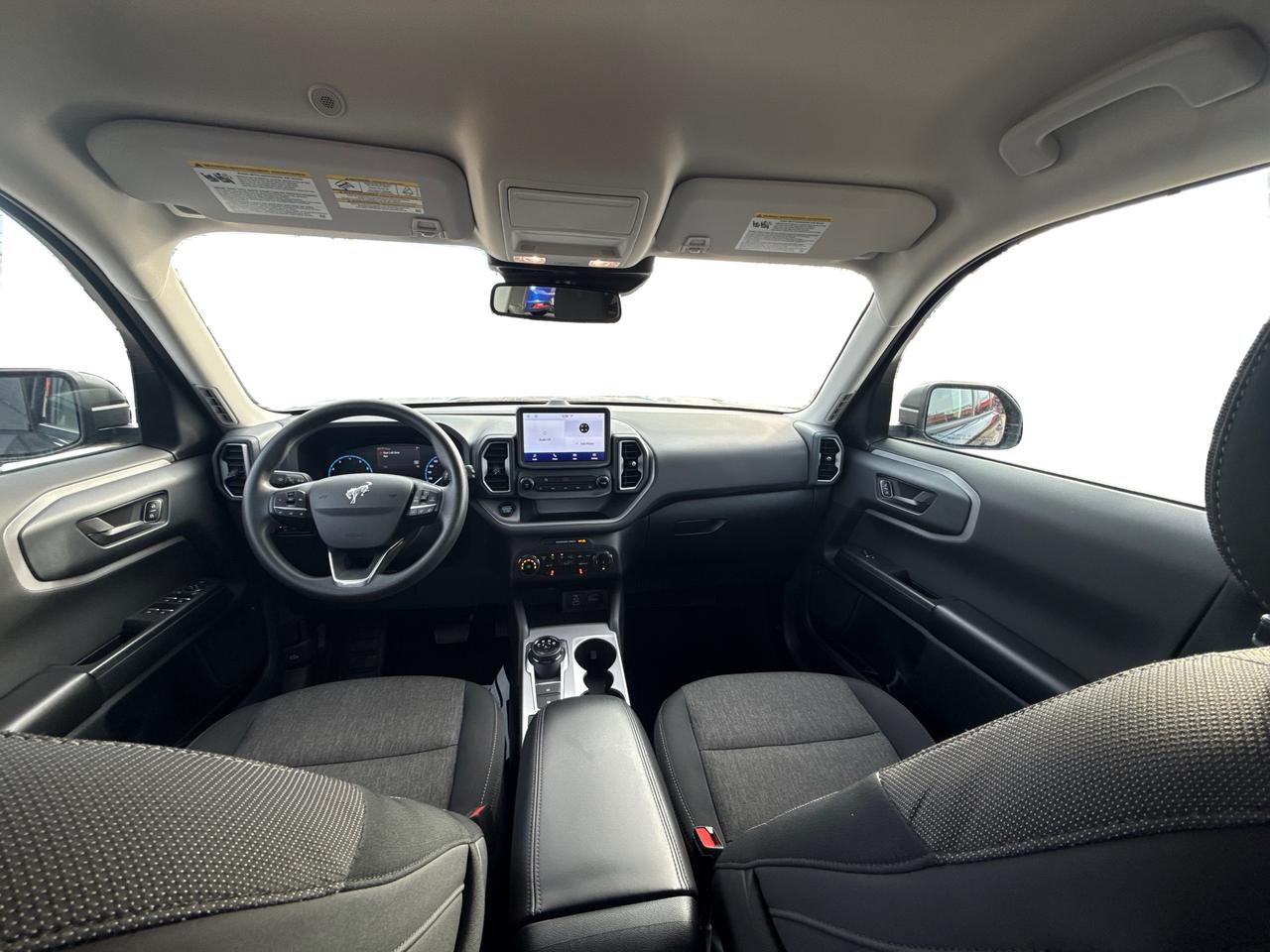 2024 Ford Bronco Sport HEATED SEATS REMOTE START WE FINANCE ALL CREDIT Photo