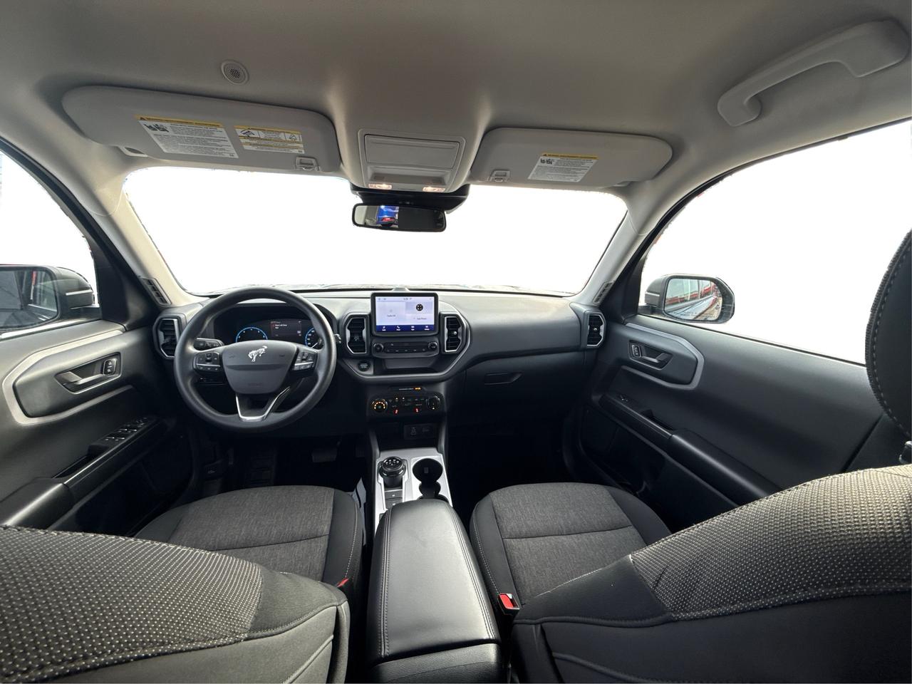 2024 Ford Bronco Sport HEATED SEATS REMOTE START WE FINANCE ALL CREDIT Photo