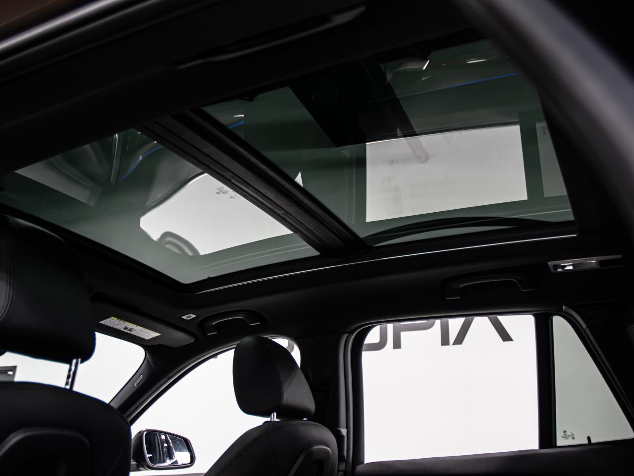 2021 BMW X1 xDrive28i HEADS UP NAV Lane Departure System Photo