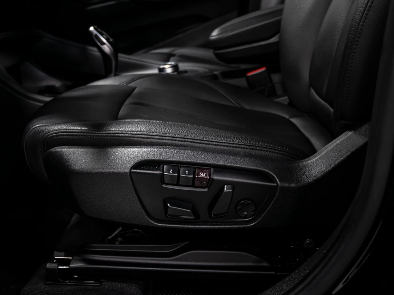 2021 BMW X1 xDrive28i HEADS UP NAV Lane Departure System Photo