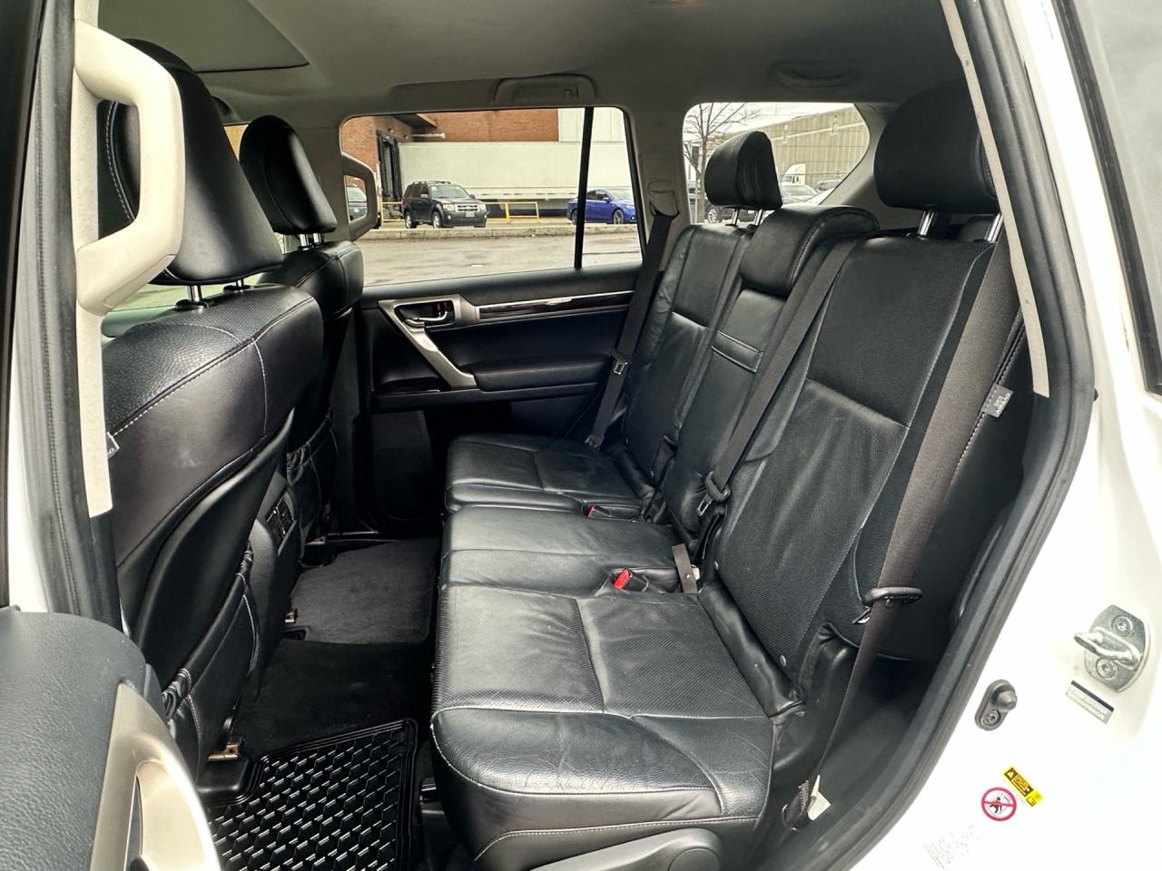 2015 Lexus GX 460 LEATHER ~ SUNROOF ~ SAFETY INCLUDED Photo