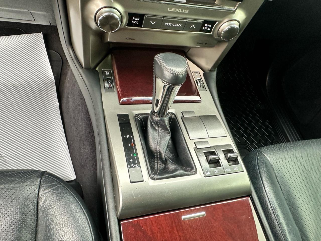 2015 Lexus GX 460 LEATHER ~ SUNROOF ~ SAFETY INCLUDED Photo