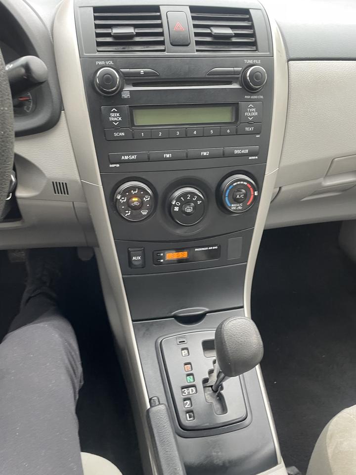 2011 Toyota Corolla CE 4DR SEDAN AUTO AC BLUE TOOTH Photo