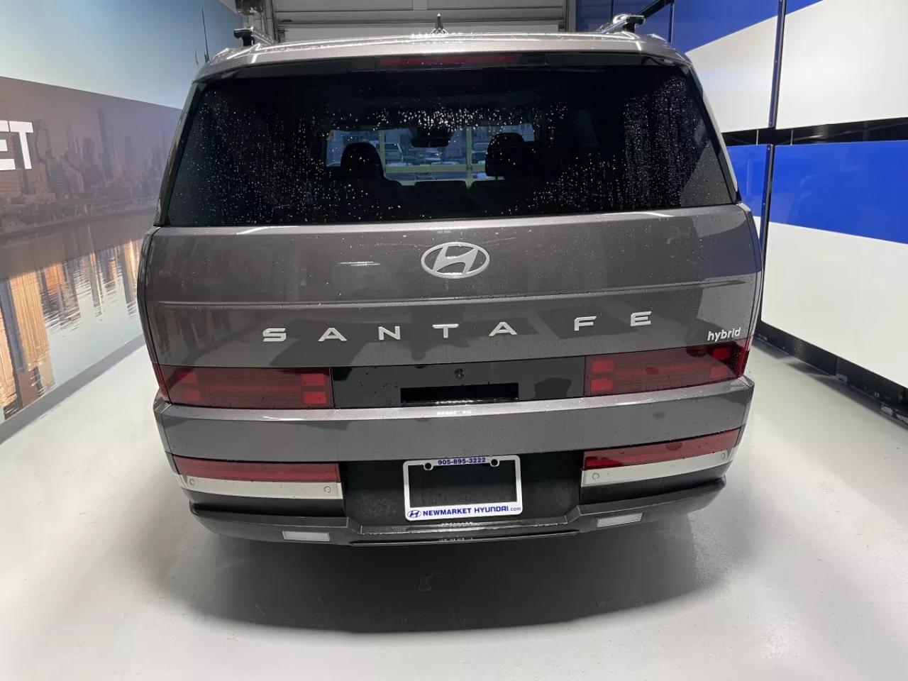 2025 Hyundai Santa Fe Hybrid PREFERRED Photo4