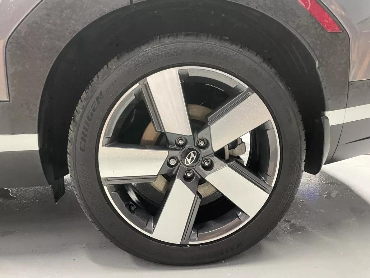 2025 Hyundai Santa Fe Hybrid PREFERRED Photo