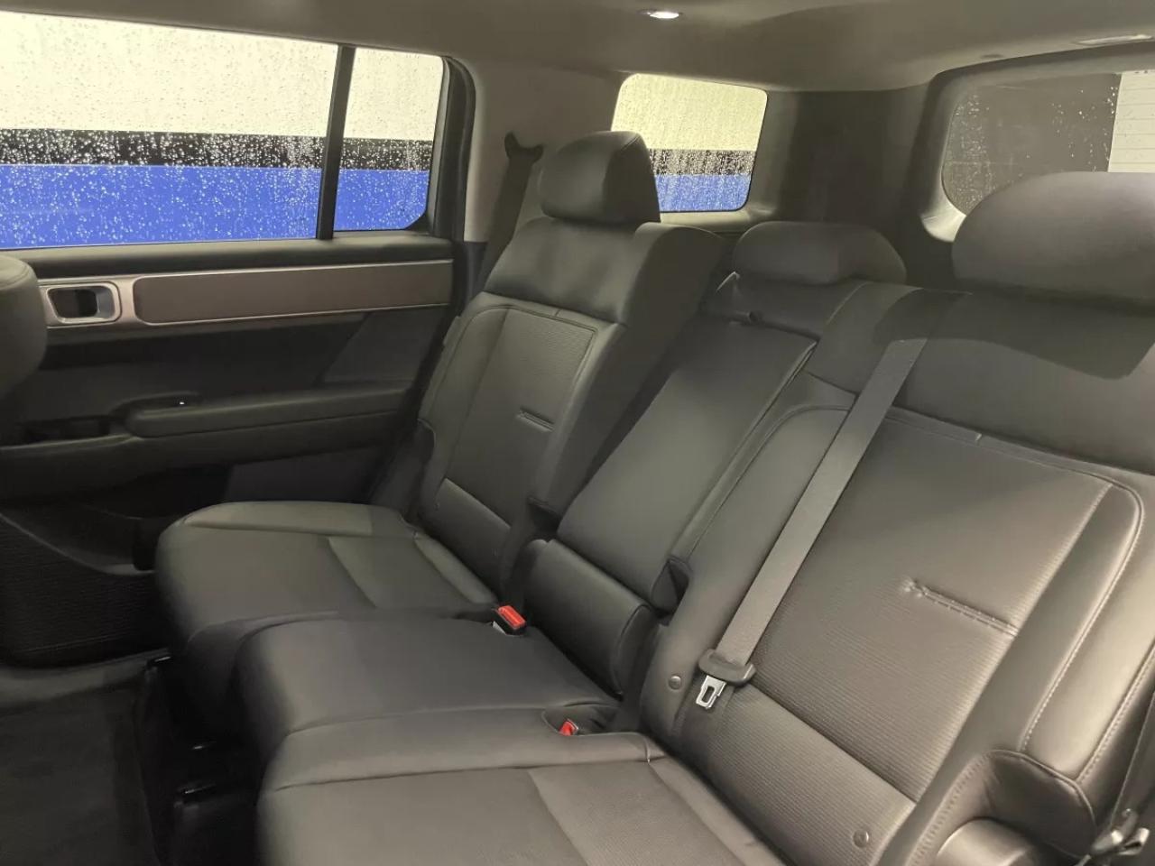 2025 Hyundai Santa Fe Hybrid PREFERRED Photo