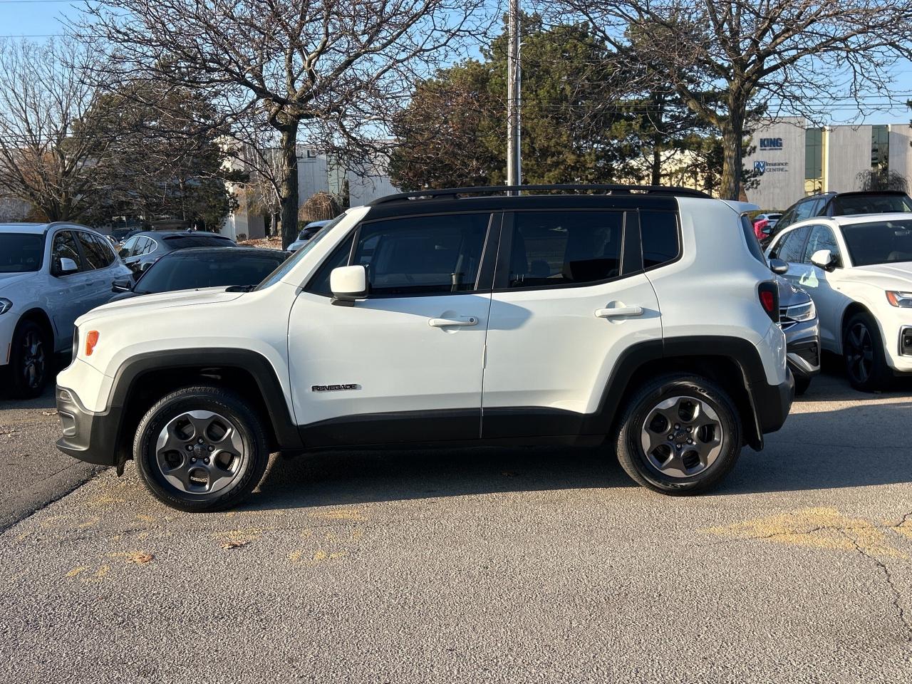 2016 Jeep Renegade 4WD MANUAL, NAVI,4 NEW TIRES/ ALL NEW BRAKES, Photo