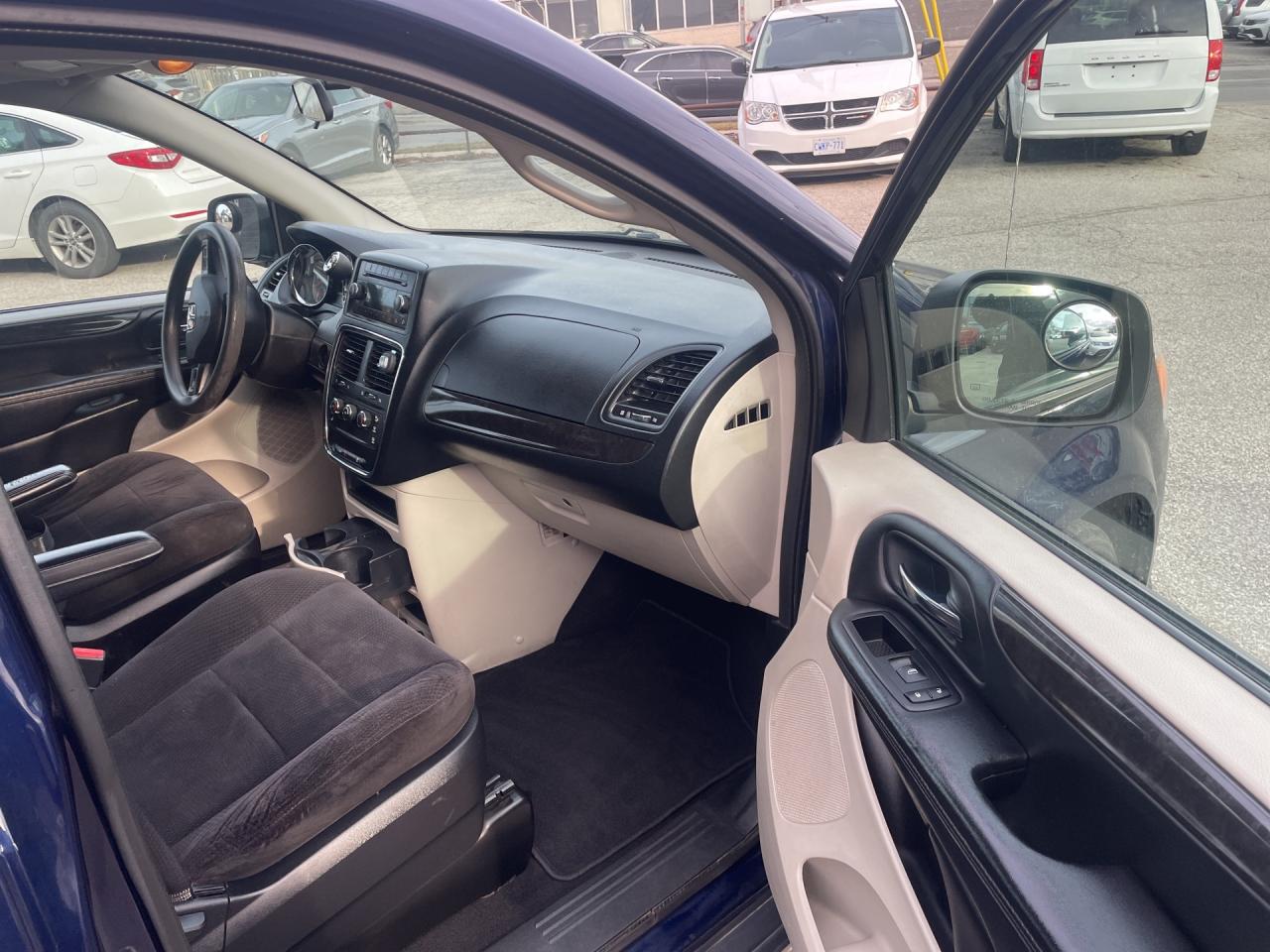 2014 Dodge Grand Caravan 4dr Wgn SE Photo