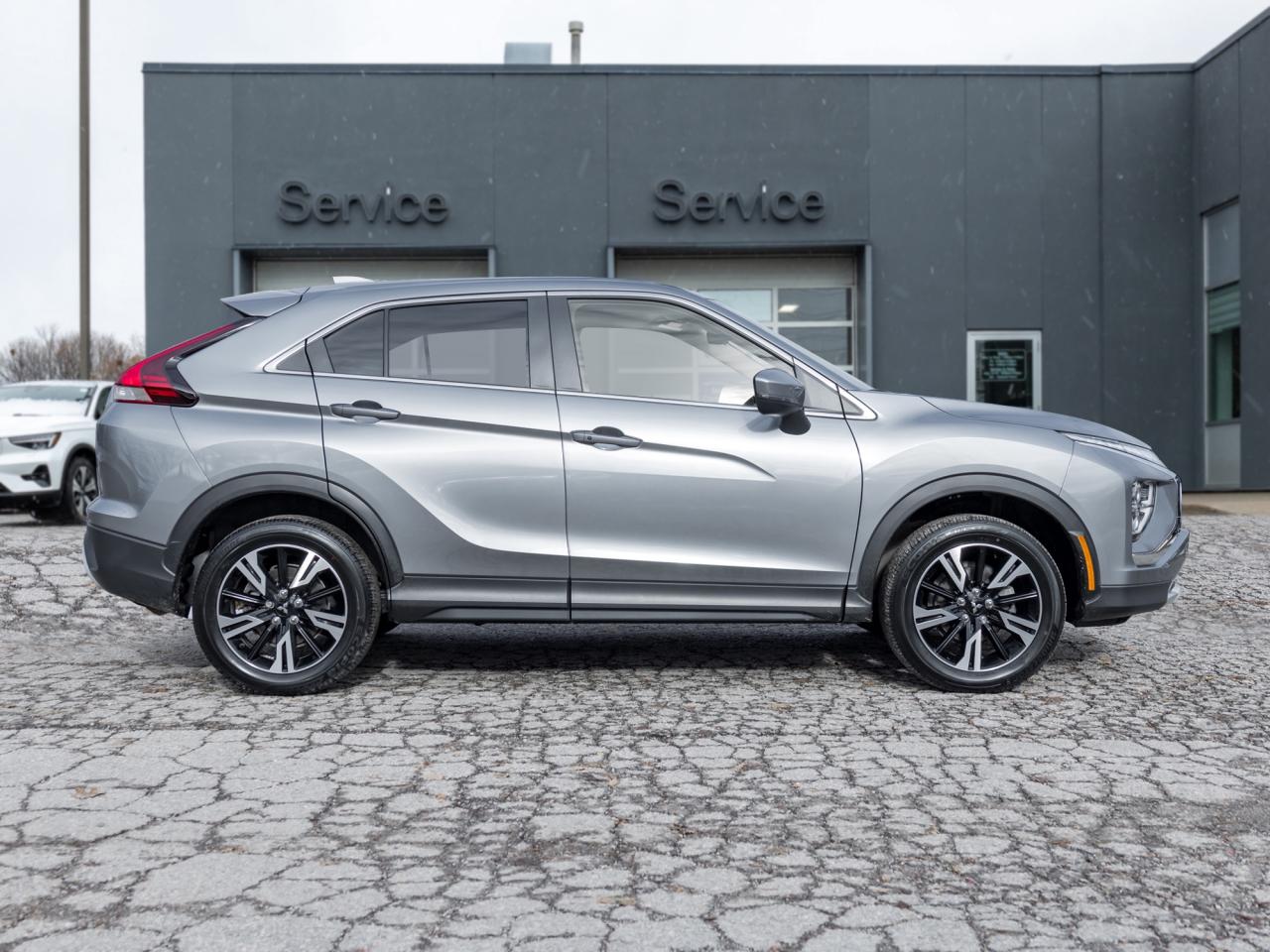 2024 Mitsubishi Eclipse Cross SE S-AWC CPO FINANCE RATES FOR AS LOW AS 0.90% Photo4