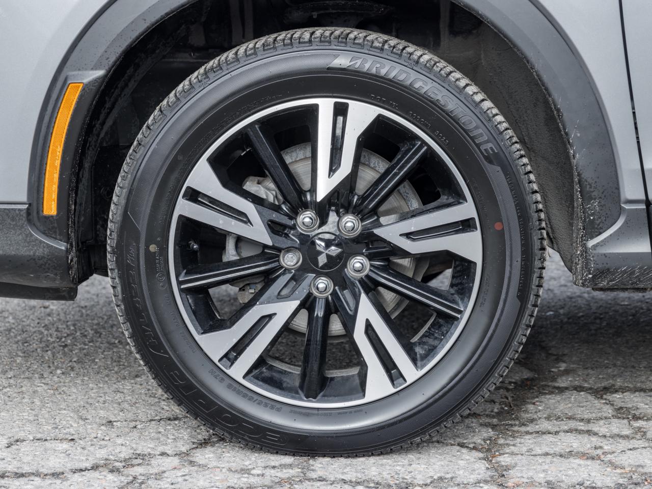 2024 Mitsubishi Eclipse Cross SE S-AWC CPO FINANCE RATES FOR AS LOW AS 0.90% Photo