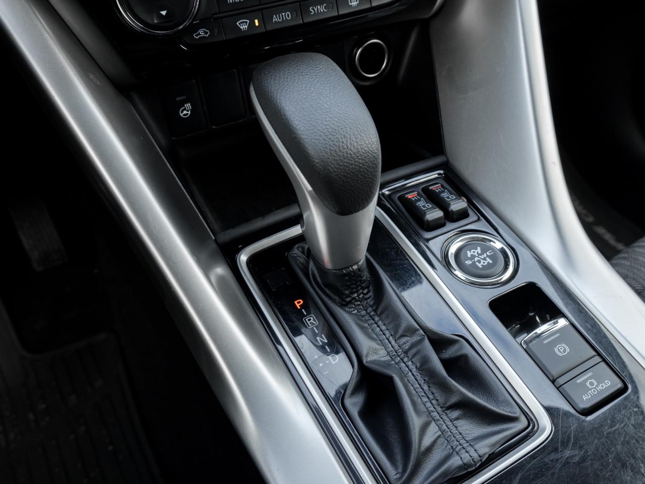 2024 Mitsubishi Eclipse Cross SE S-AWC CPO FINANCE RATES FOR AS LOW AS 0.90% Photo