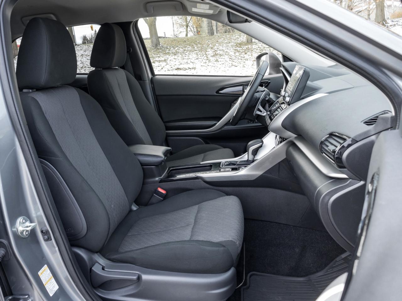 2024 Mitsubishi Eclipse Cross SE S-AWC CPO FINANCE RATES FOR AS LOW AS 0.90% Photo