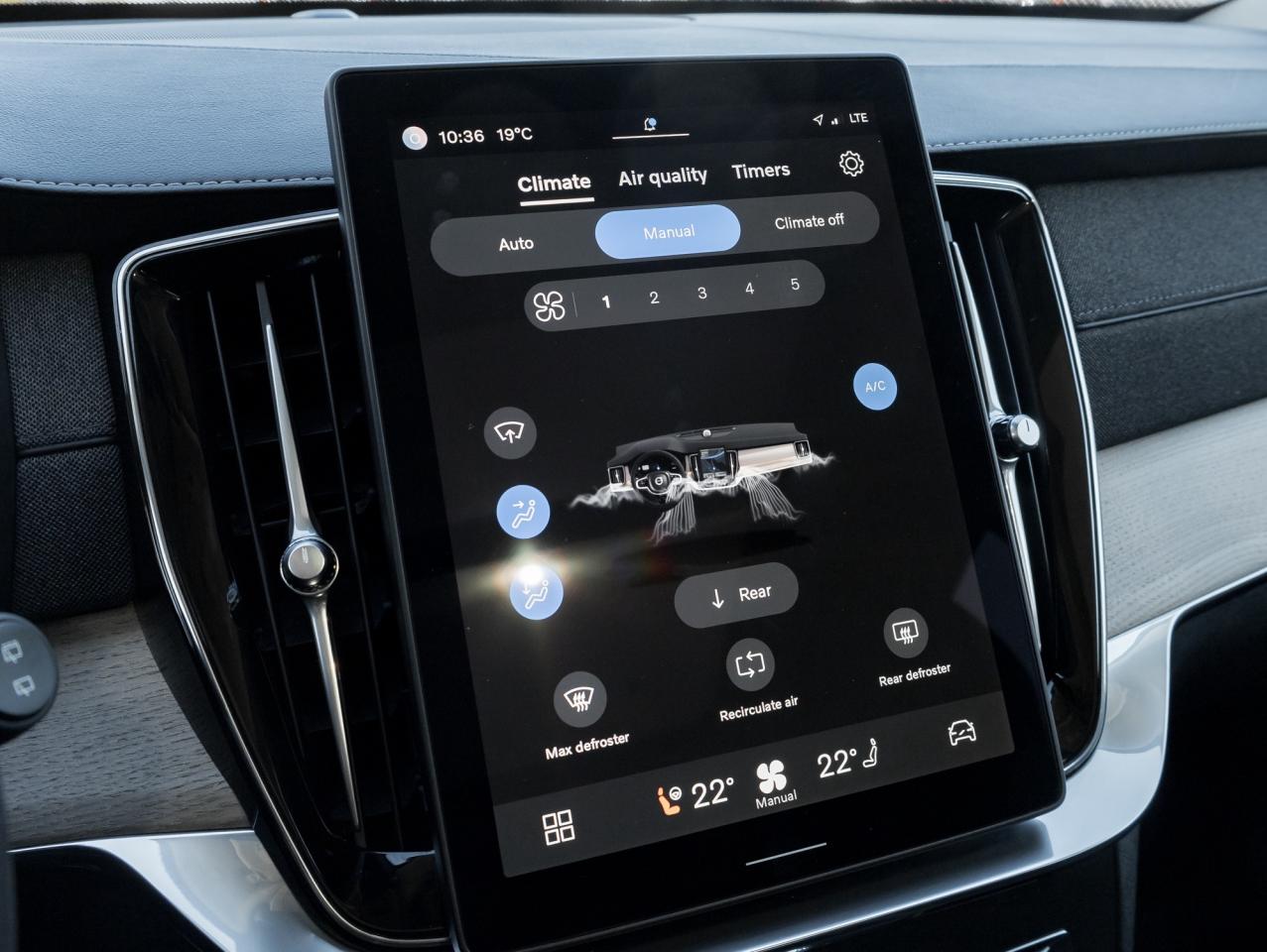 2025 Volvo XC90 2025.5 B6 AWD 7-Seater-NEARLY NEW-21" ALLOY WHEELS Photo